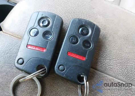 2006 Acura Rl 3.5 из США, поврежденный, VIN JH4KB16516C010442